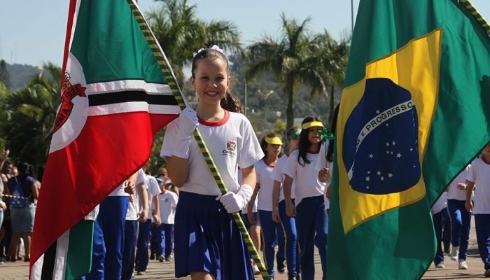 menor_Semana_da_Patrina_definada_em_Criciuma_Foto_Arquivo_Decom